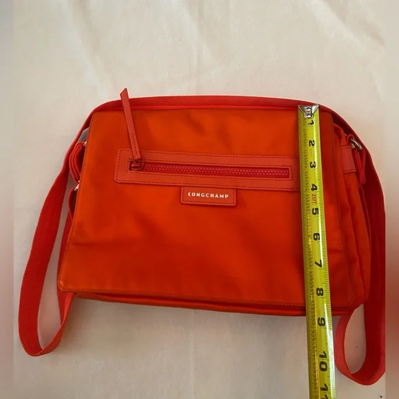 Longchamp Le Pliage Messenger Bag Crossbody Bag in Orange - Picture 11 of 13